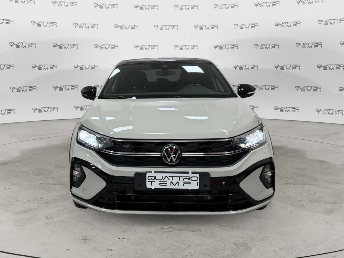 Volkswagen Taigo 1.0 TSI 110 CV R-Line (2)