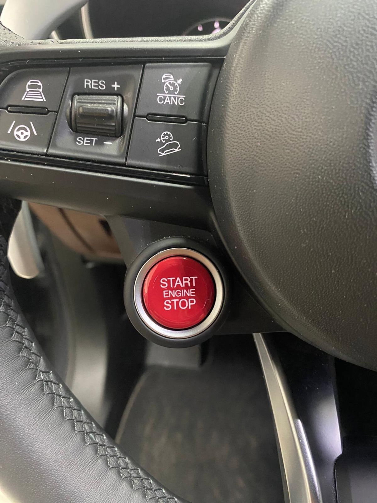 Alfa Romeo Stelvio Stelvio 2.2 Turbodiesel 190 CV AT8 Q4 Executive (14)