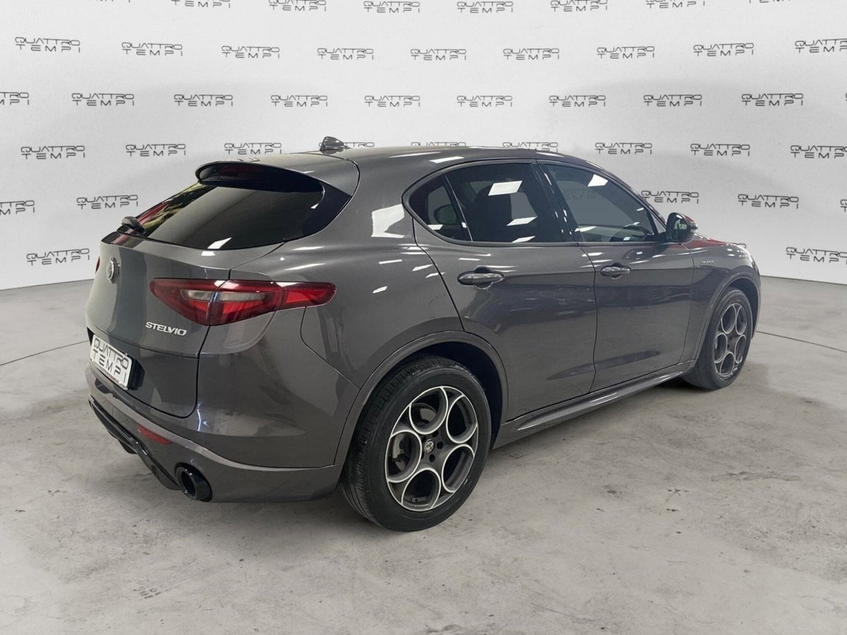 Alfa Romeo Stelvio Stelvio 2.2 Turbodiesel 190 CV AT8 Q4 Executive (4)