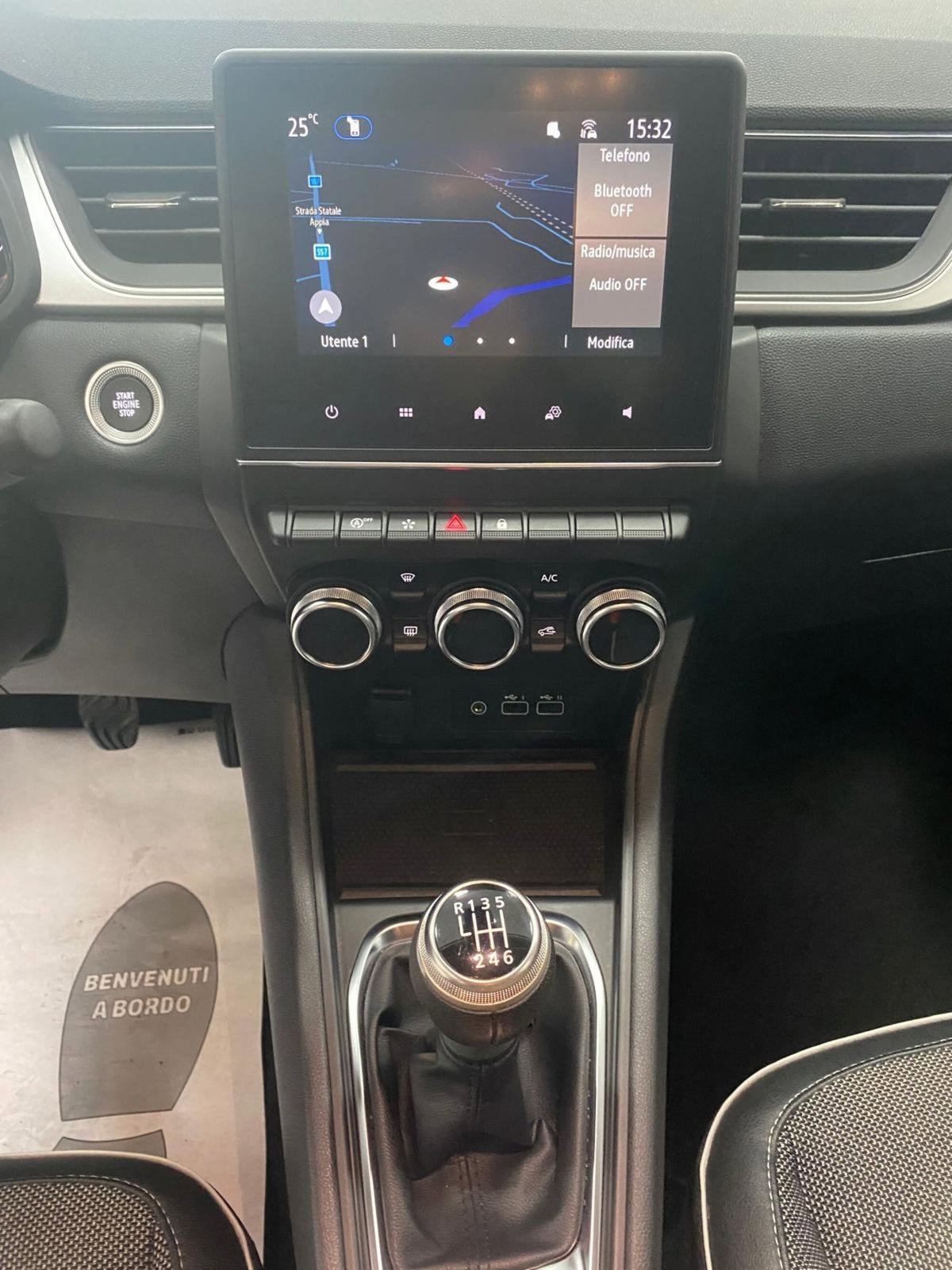 Renault Captur 1.0 tce Techno 90cv (19)