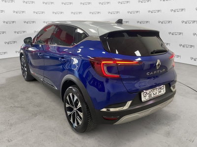 Renault Captur 1.0 tce Techno 90cv (6)