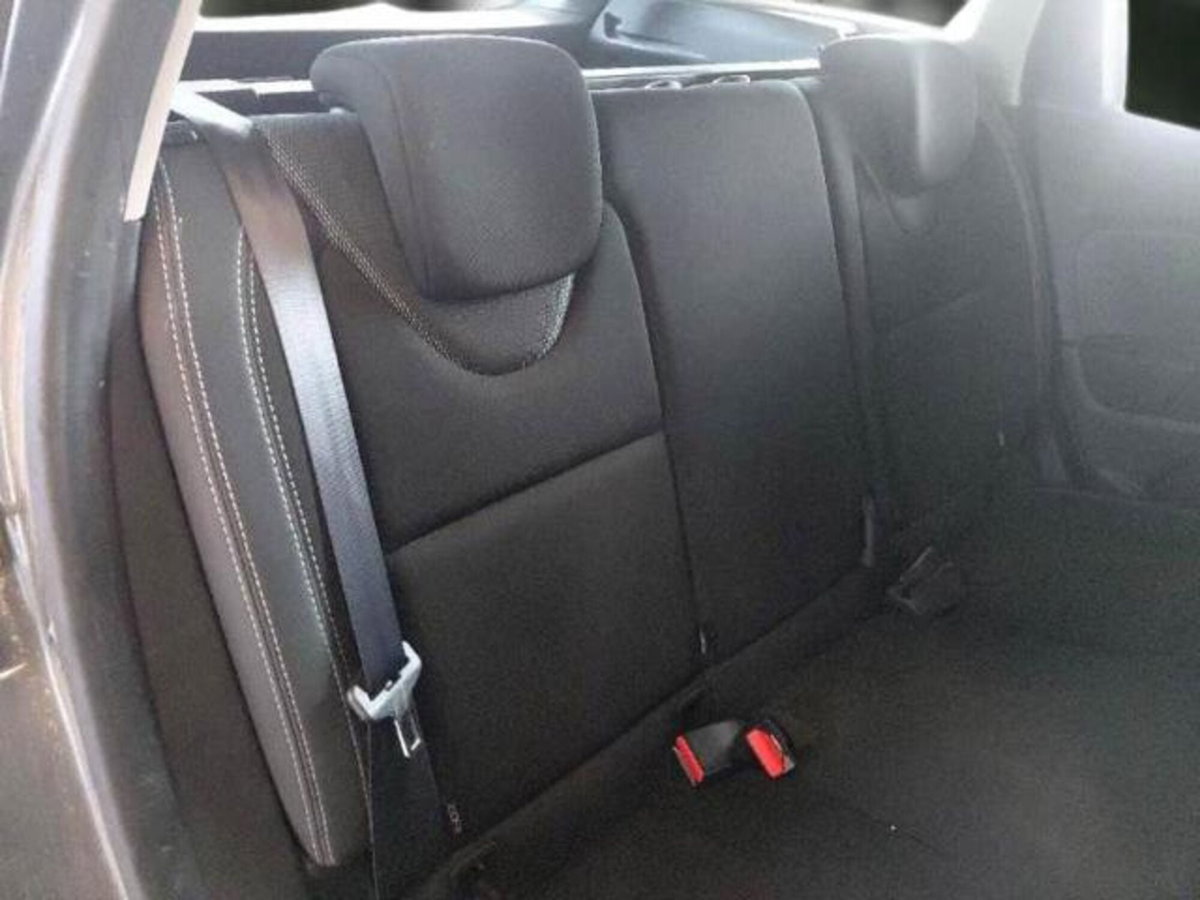 Renault Clio Sporter dCi 8V 75 CV Business (11)