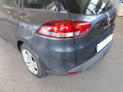 Renault Clio Sporter dCi 8V 75 CV Business (16)