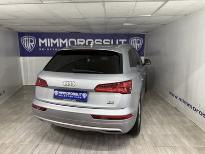 Audi Q5 2.0 TDI 190 CV clean diesel quattro Business (12)