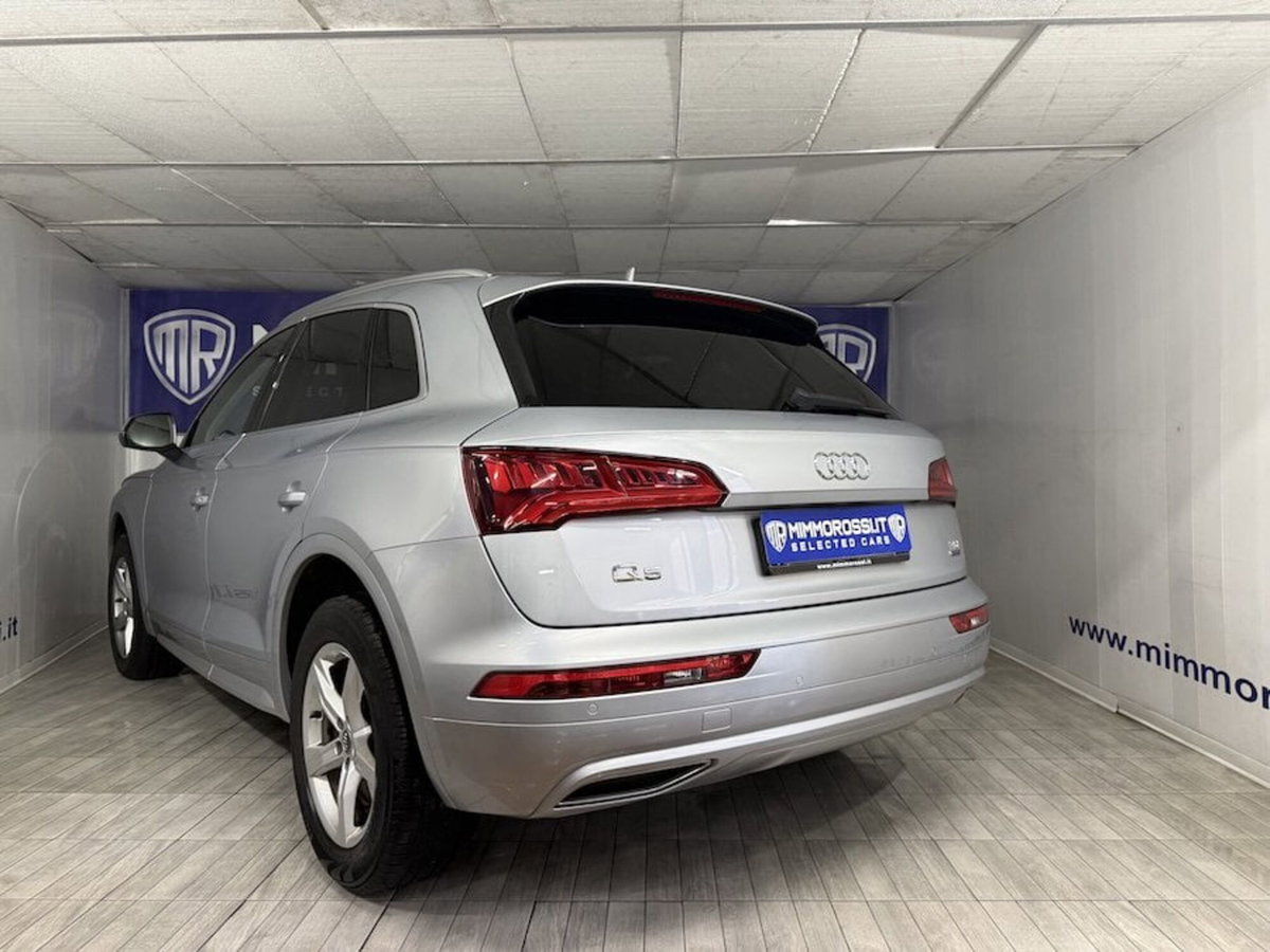 Audi Q5 2.0 TDI 190 CV clean diesel quattro Business (9)