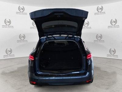 Renault Mégane Sporter Blue dCi 115 CV Business (12)