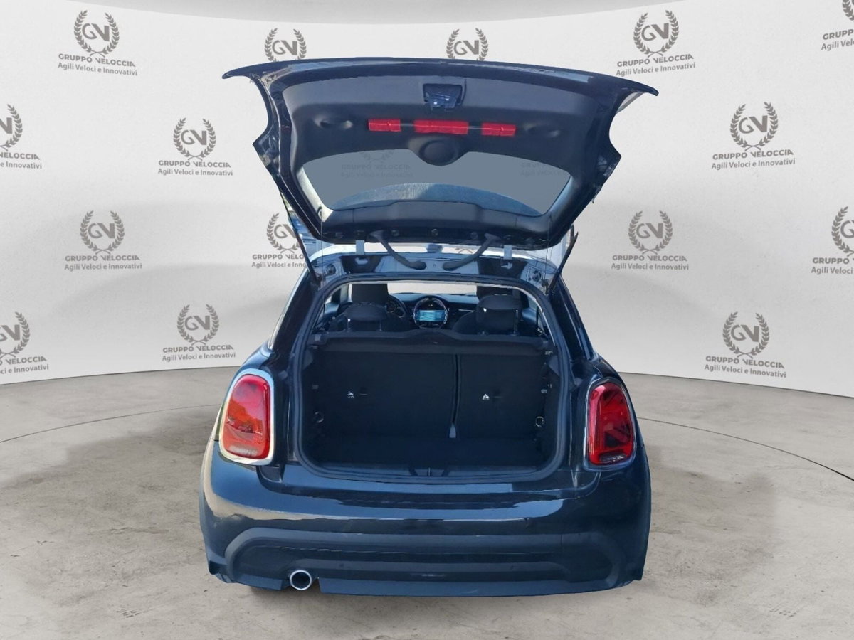 MINI Mini 1.5 Cooper Classic (11)