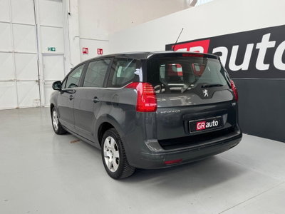 Peugeot 5008 1.6 HDi 112CV Business (11)