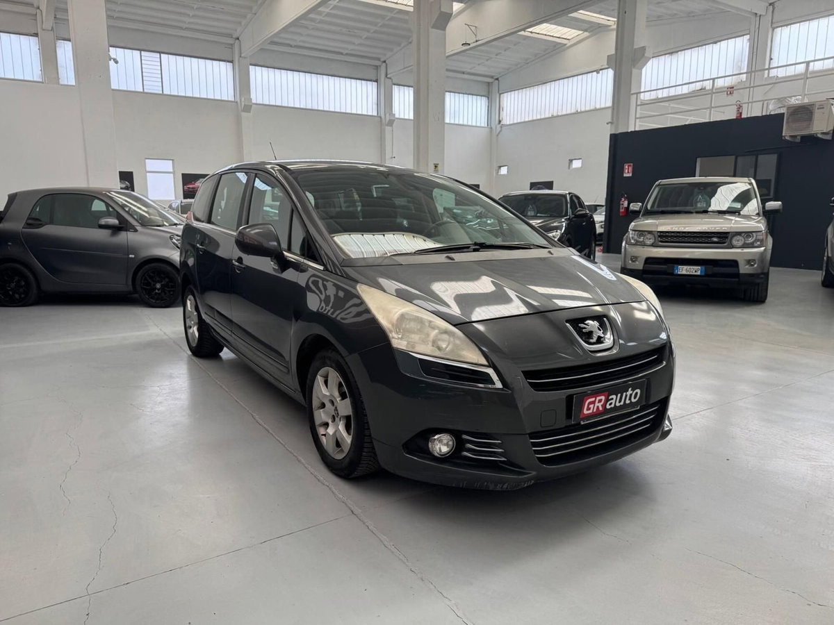Peugeot 5008 1.6 HDi 112CV Business (4)