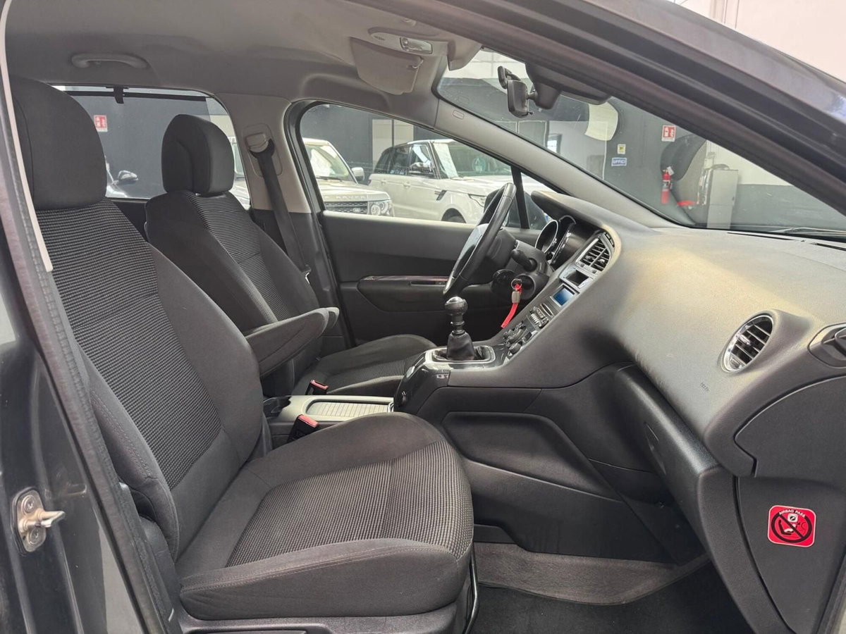 Peugeot 5008 1.6 HDi 112CV Business (5)