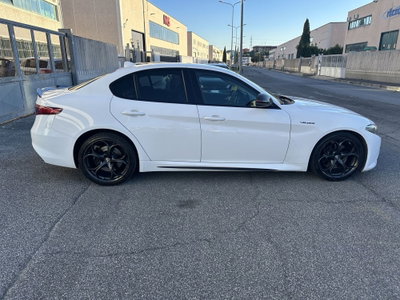 Alfa Romeo Giulia 2.2 Turbodiesel 210 CV AT8 AWD Q4 Veloce Ti (7)