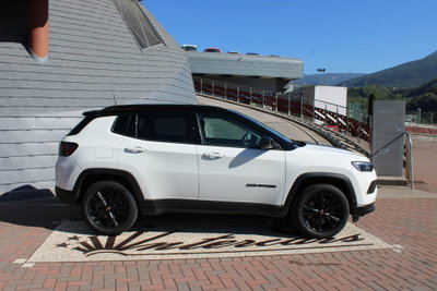 Jeep Compass 1.3 turbo t4 phev North Star 4xe auto (5)