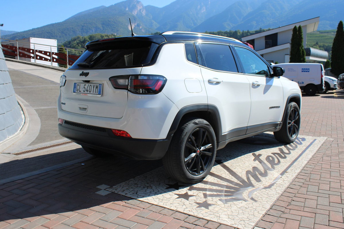Jeep Compass 1.3 turbo t4 phev North Star 4xe auto (8)