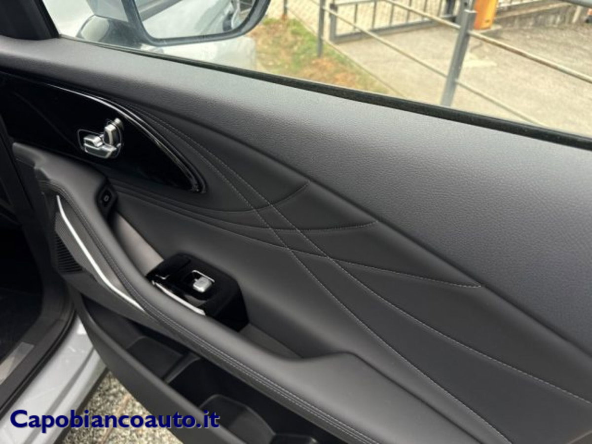 Omoda Omoda 9 SHS-P 1.5 tgdi phev Premium i-awd dht (11)