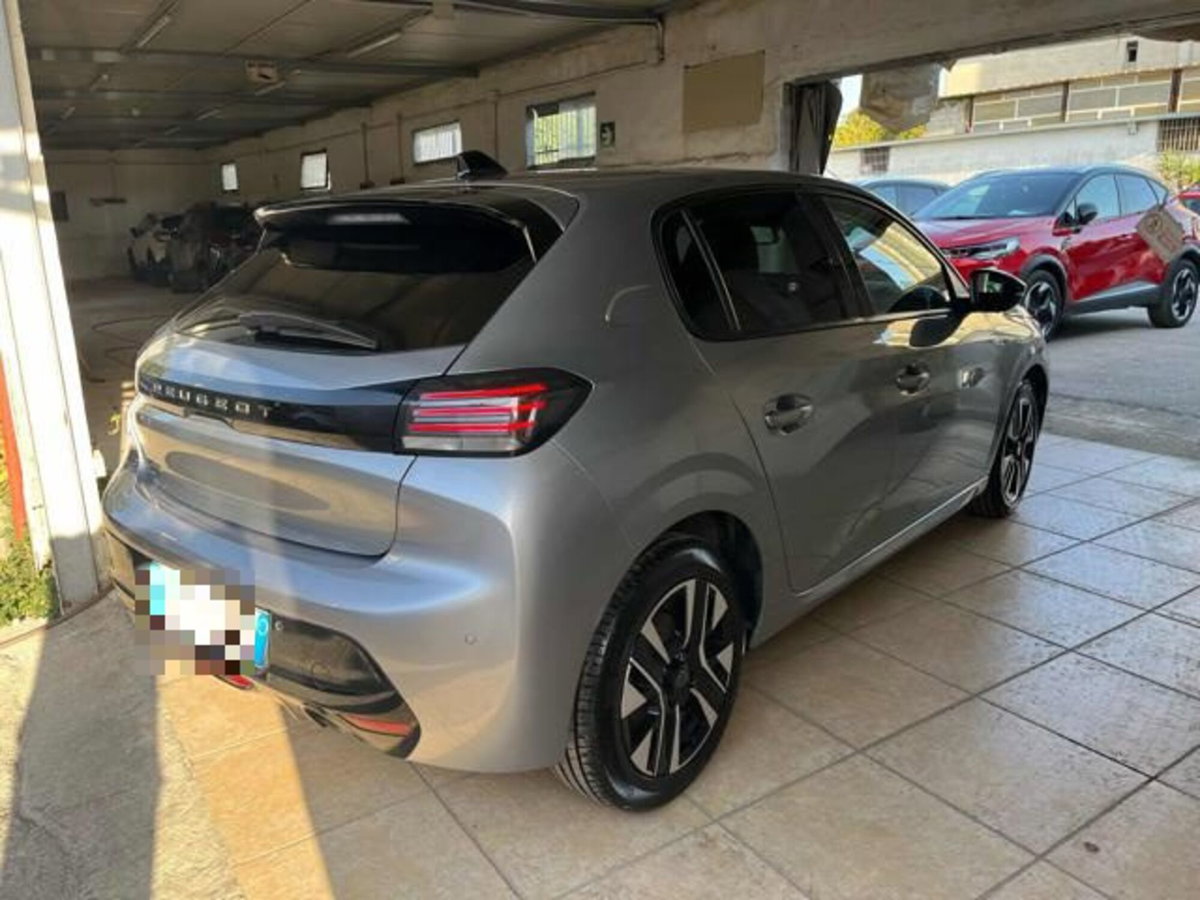 Peugeot 208 PureTech 100 Stop&Start 5 porte Allure (3)