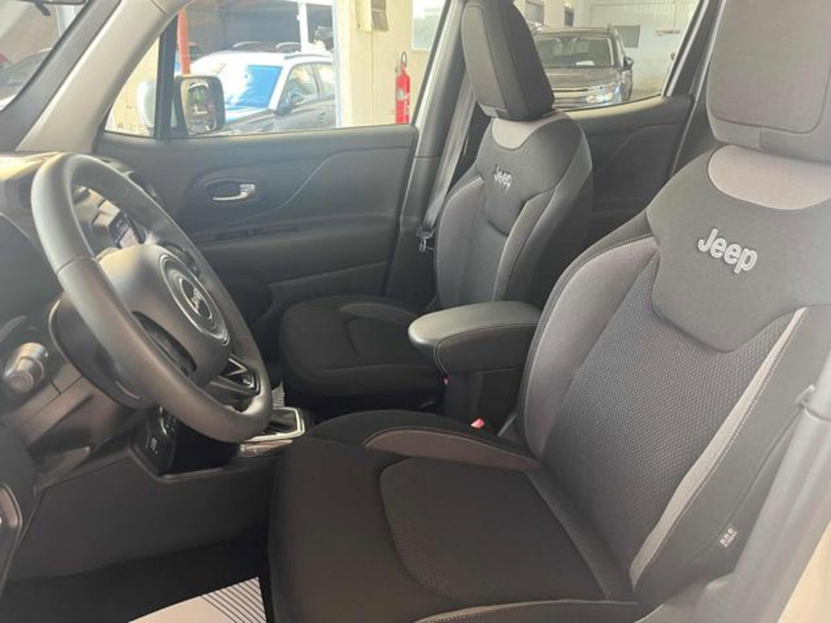 Jeep Renegade 1.3 T4 190CV PHEV 4xe AT6 Upland (4)