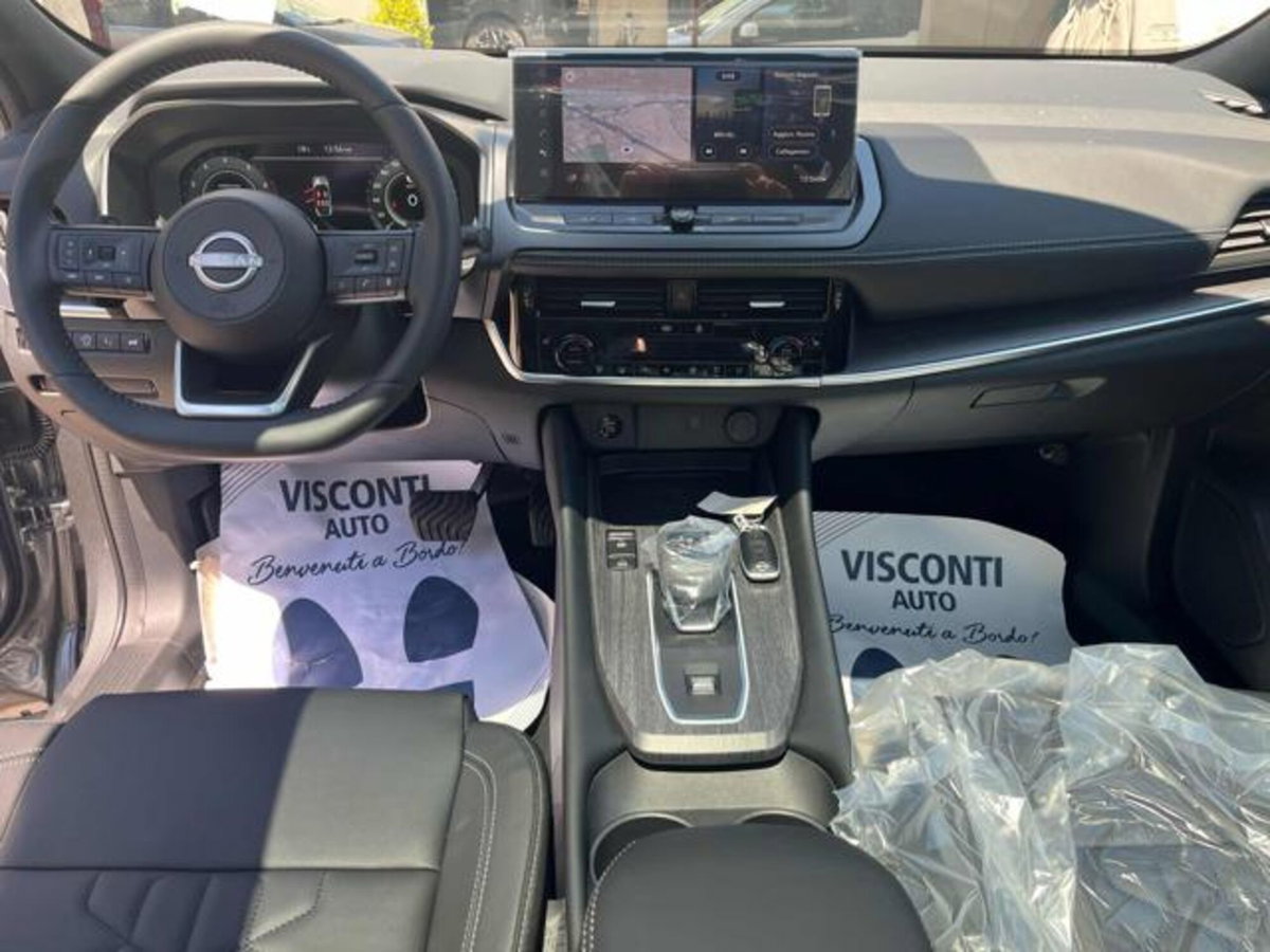 Nissan Qashqai 1.3 mhev Tekna 4wd 158cv xtronic (9)