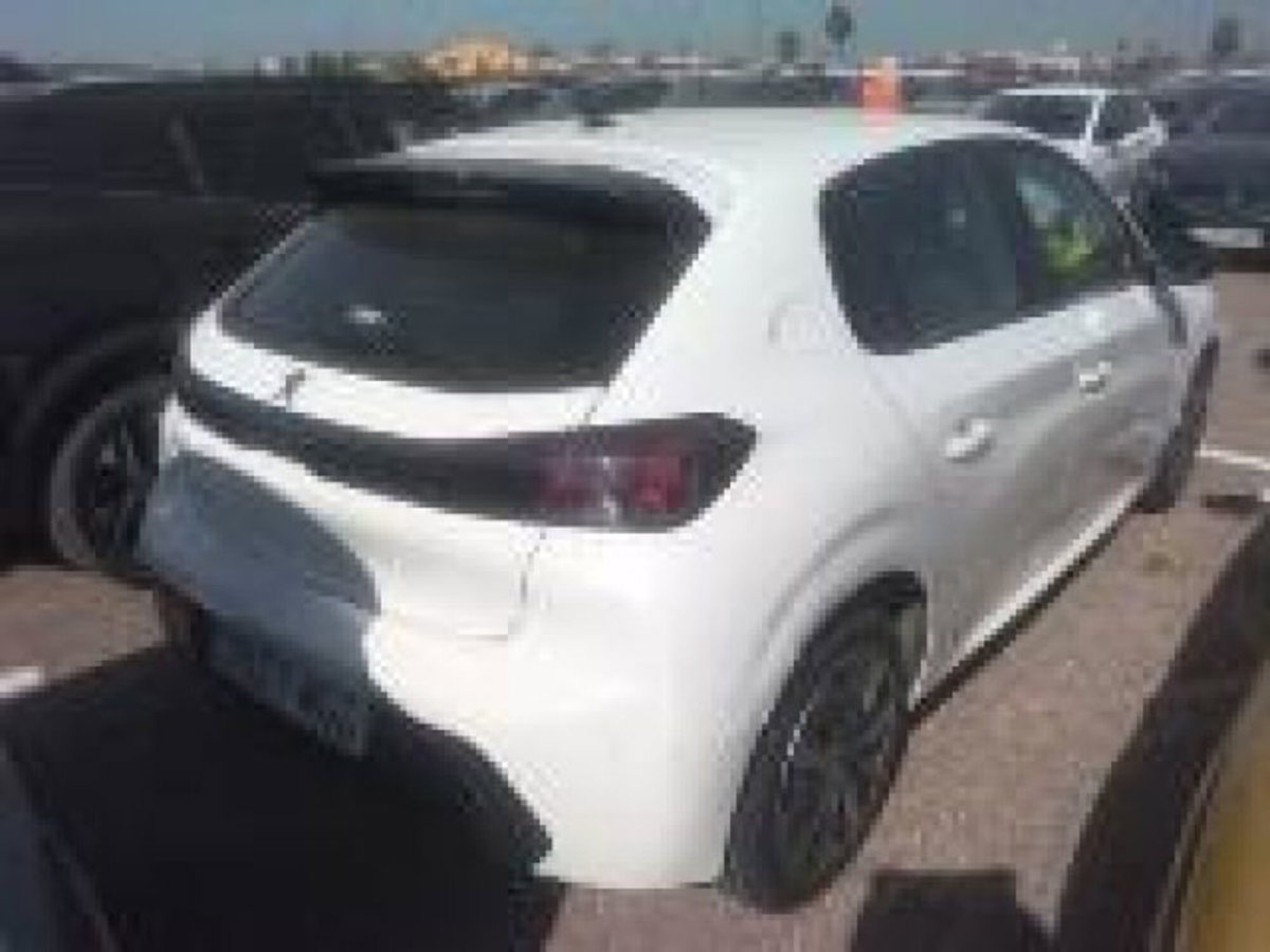 Peugeot 208 1.2 puretech Active s&s 100cv (2)