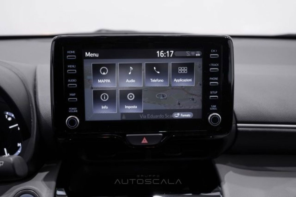 Toyota Yaris Cross 1.5h GR Sport Black Sky fwd 116cv e-cvt (13)