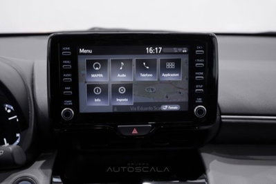 Toyota Yaris Cross 1.5h GR Sport Black Sky fwd 116cv e-cvt (13)