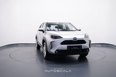 Toyota Yaris Cross 1.5h GR Sport Black Sky fwd 116cv e-cvt (8)