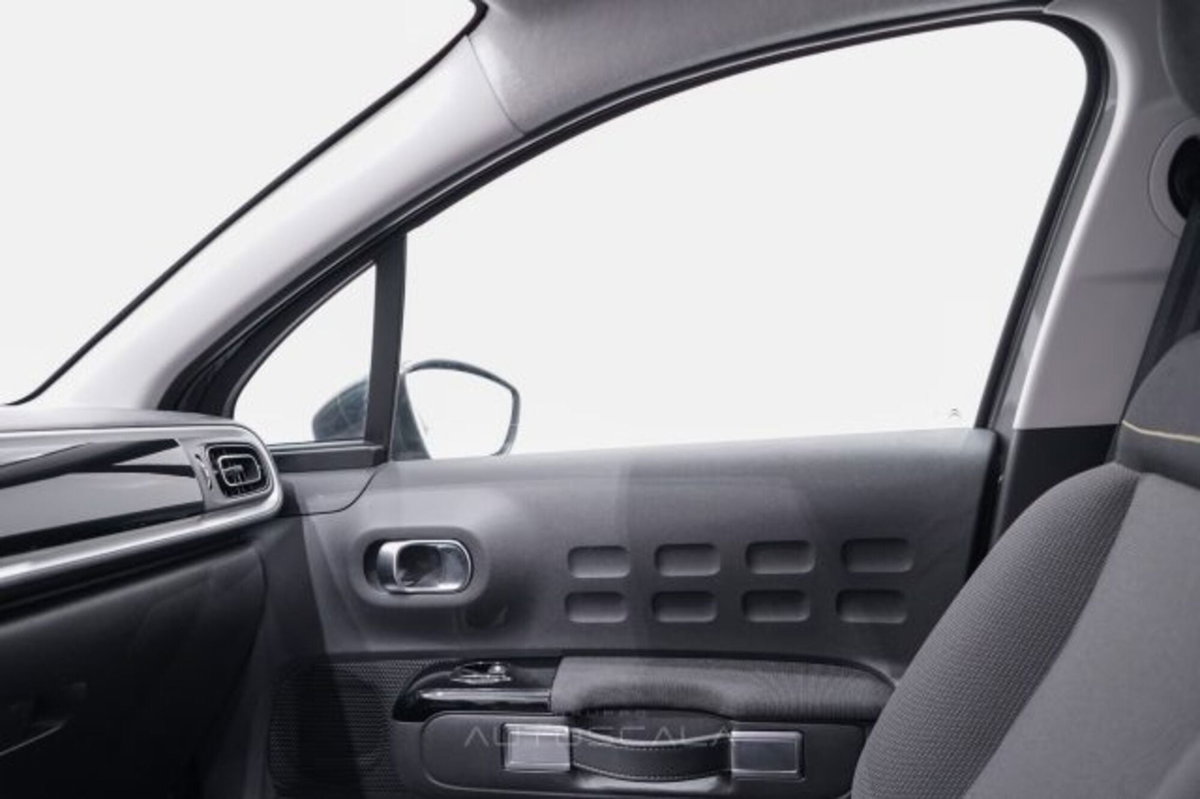 Citroen C3 PureTech 110 S&S Shine (16)