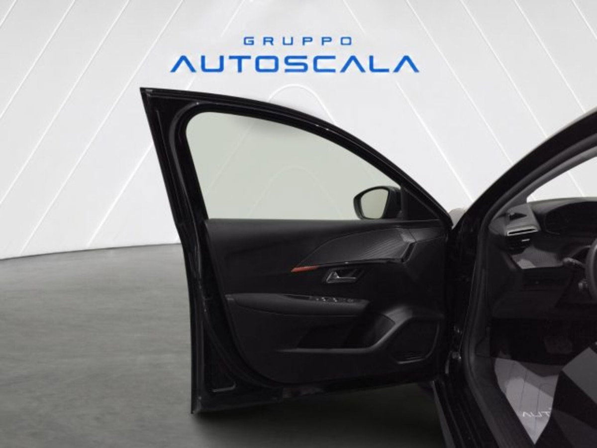 Peugeot 208 1.2 puretech Active s&s 100cv (7)