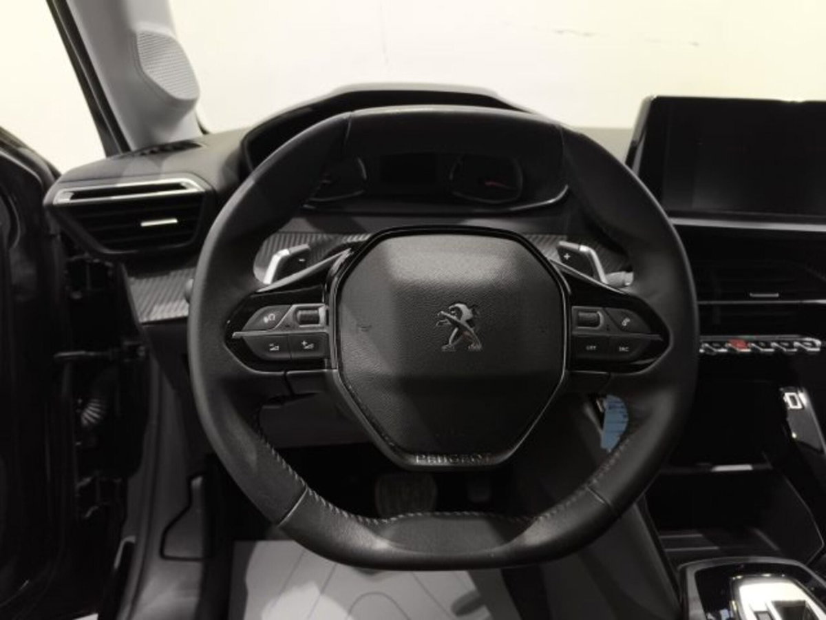 Peugeot 208 1.2 puretech Active s&s 100cv (9)