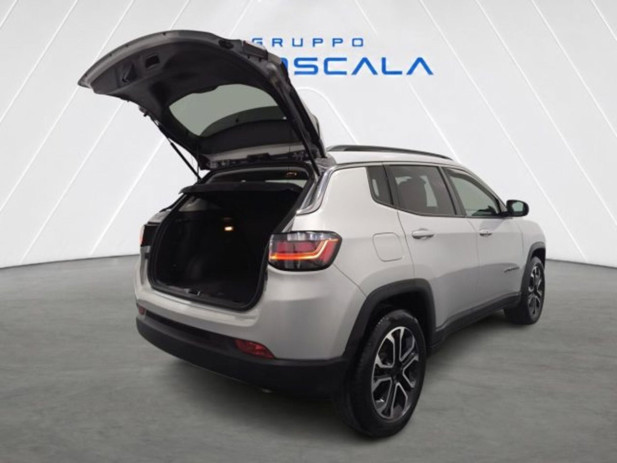 Jeep Compass 1.5 Turbo T4 130CV MHEV 2WD Limited (18)