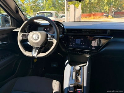 Alfa Romeo Junior 1.2 ibrida 145cv edct6 (7)
