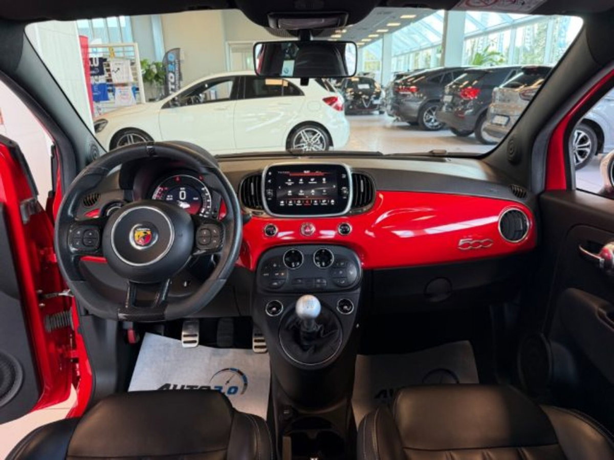 Abarth 595 595 1.4 Turbo T-Jet 180 CV Competizione (12)