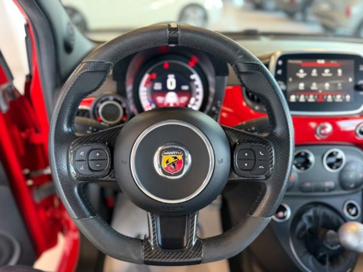Abarth 595 595 1.4 Turbo T-Jet 180 CV Competizione (15)