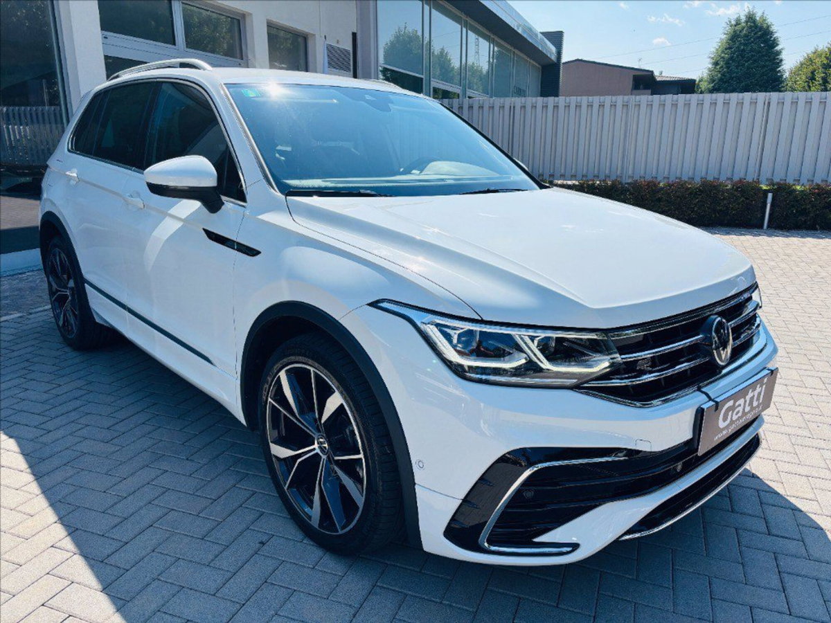 Volkswagen Tiguan 1.5 TSI 150 CV DSG ACT R-Line (4)