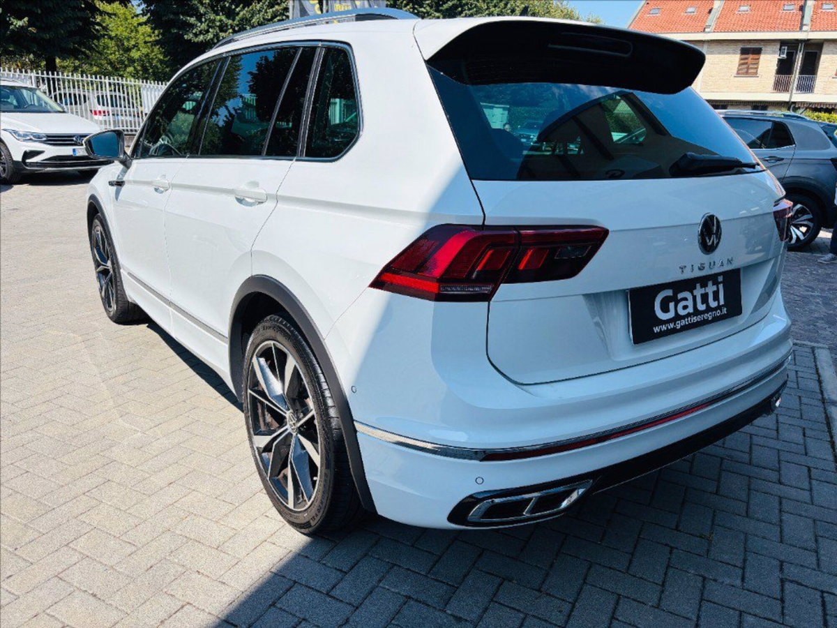Volkswagen Tiguan 1.5 TSI 150 CV DSG ACT R-Line (8)