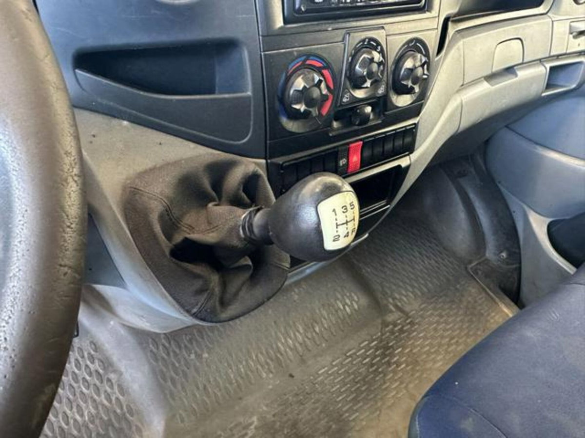 Iveco Daily Telaio 35S10D 2.3 Hpi PM-DC Cabinato (19)