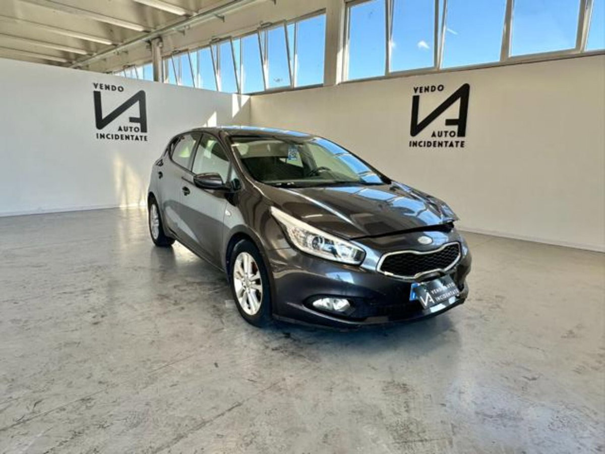 Kia cee'd 1.4 CRDi 5 porte Active