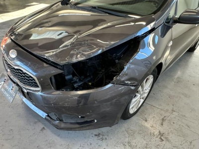 Kia cee'd 1.4 CRDi 5 porte Active (9)