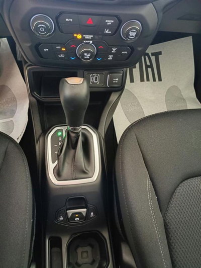 Jeep Renegade 1.5 turbo t4 mhev Altitude 2wd dct (18)