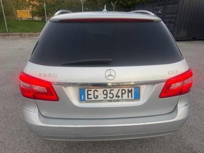 Mercedes-Benz Classe E Station Wagon 250 CDI BlueEFF. 4M. Avantg.AMG (11)