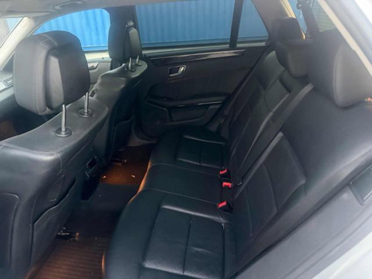 Mercedes-Benz Classe E Station Wagon 250 CDI BlueEFF. 4M. Avantg.AMG (15)