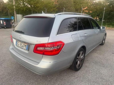 Mercedes-Benz Classe E Station Wagon 250 CDI BlueEFF. 4M. Avantg.AMG (13)