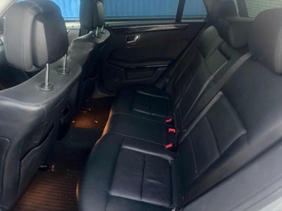 Mercedes-Benz Classe E Station Wagon 250 CDI BlueEFF. 4M. Avantg.AMG (3)