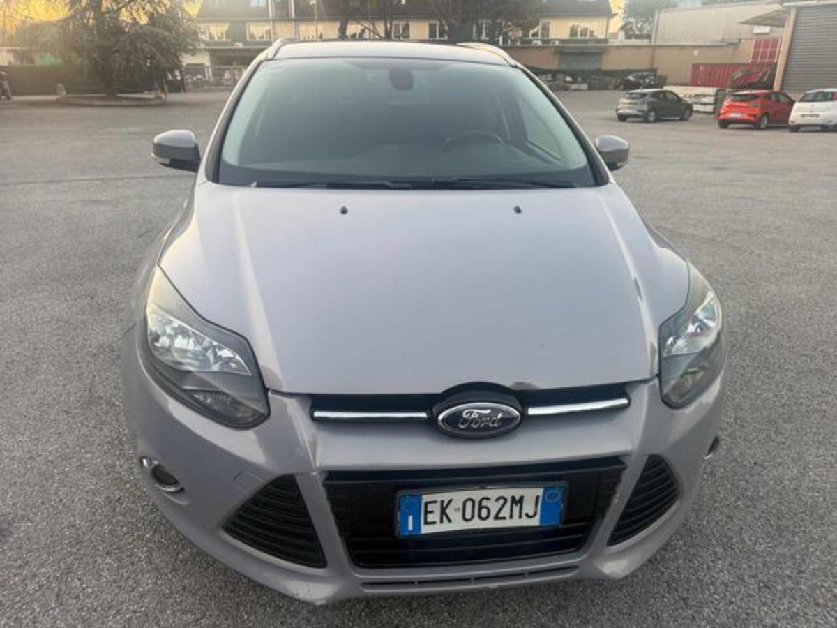 Ford Focus Station Wagon 1.6 TDCi 115 CV SW (2)