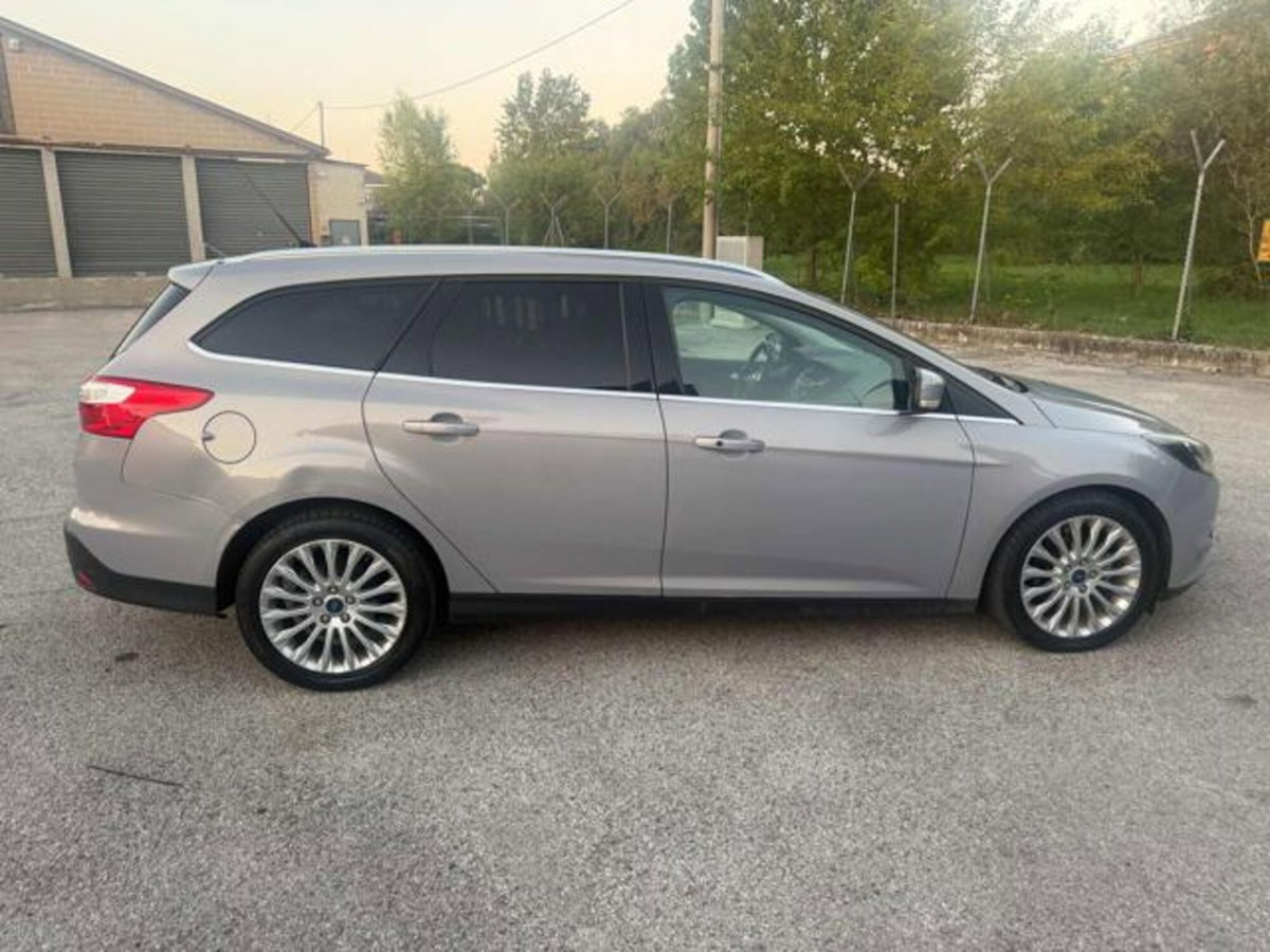 Ford Focus Station Wagon 1.6 TDCi 115 CV SW (6)