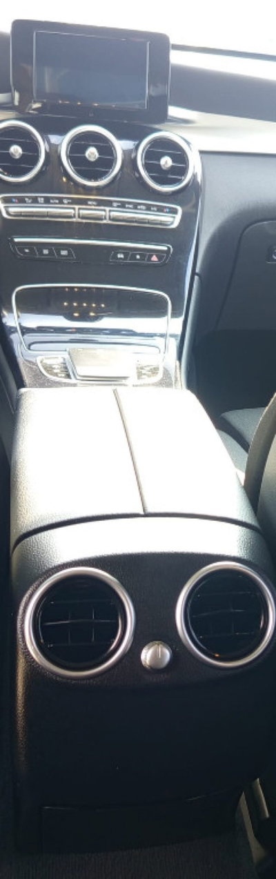 Mercedes-Benz GLC SUV 200 d 4Matic Business (19)