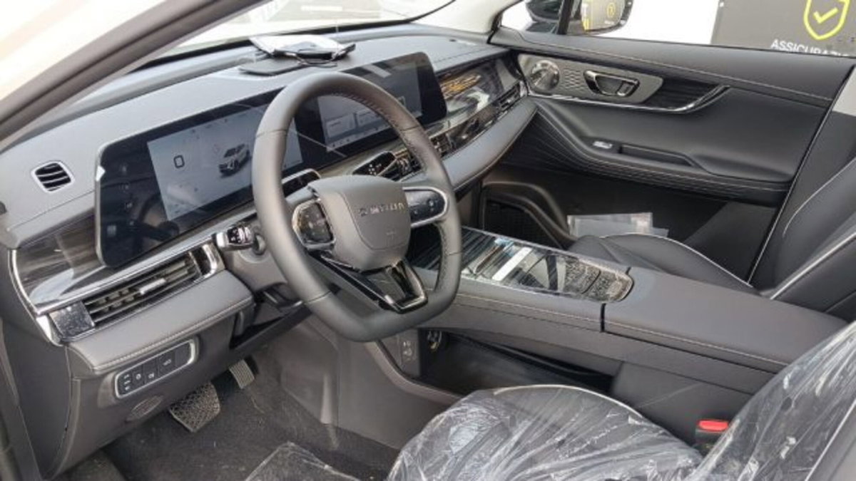 Omoda Omoda 5 EV 60,9 kWh Pure (10)