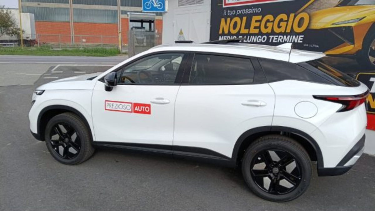 Omoda Omoda 5 EV 60,9 kWh Pure (5)