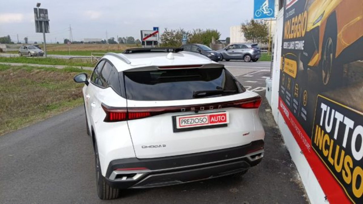 Omoda Omoda 5 EV 60,9 kWh Pure (6)