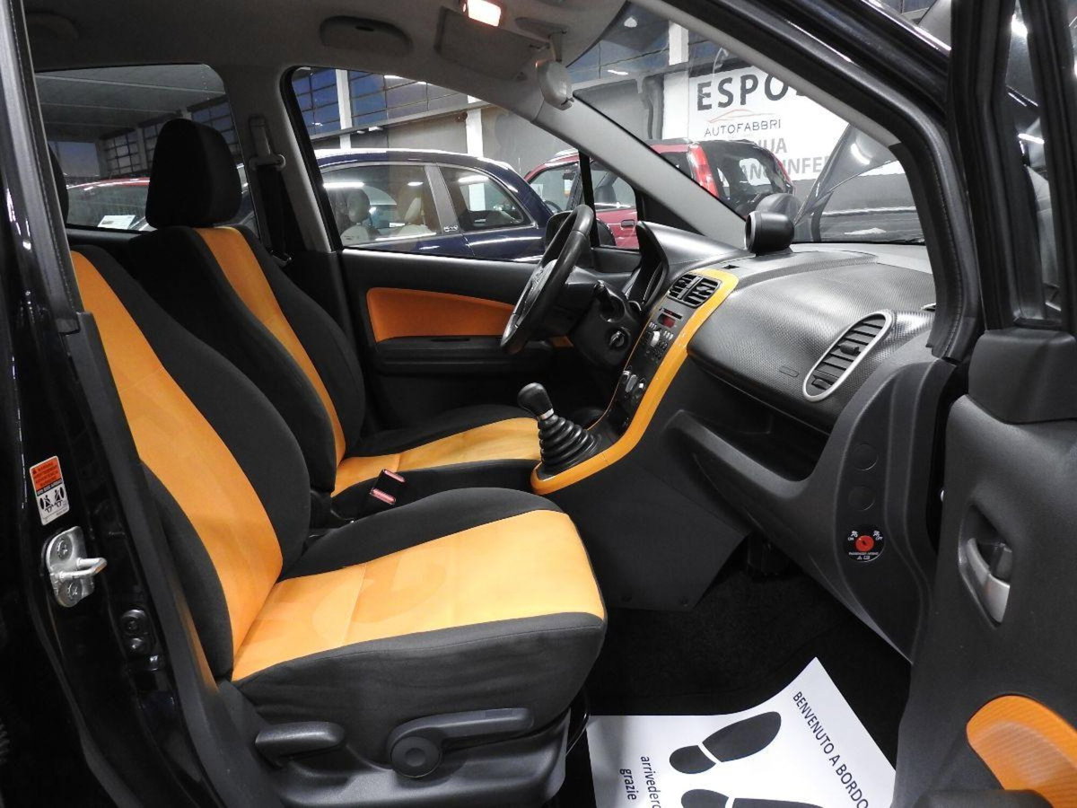 Opel Agila 1.2 16V 86CV Enjoy (10)