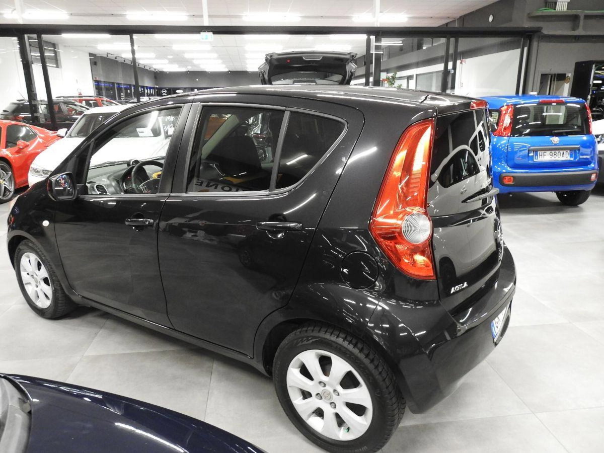 Opel Agila 1.2 16V 86CV Enjoy (5)